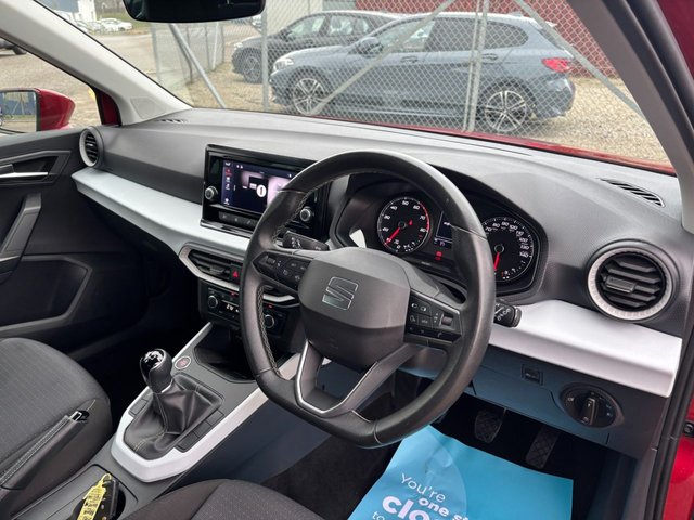 2022 SEAT ARONA - Photo 2