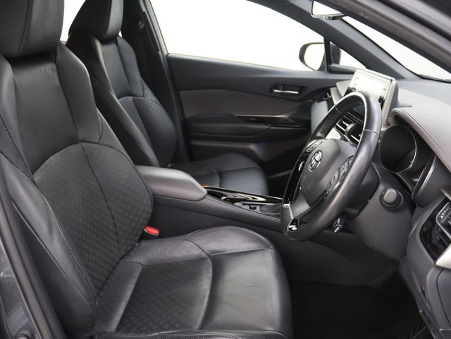 2020 Toyota C-HR 2L Excel 5dr - Photo 12