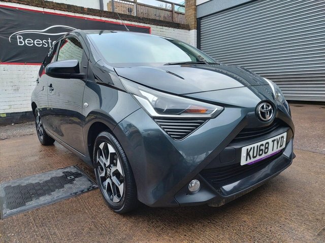 2018 68 TOYOTA AYGO 1.0 VVT-i x-plore Euro 6 5dr - Photo 2
