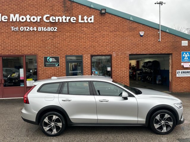 2020 Volvo V60 Cross Country 2L Plus 5dr - Photo 3