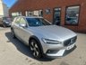 USED 2020 70 VOLVO V60 CROSS COUNTRY 2.0 D4 Plus Estate 5dr Diesel Auto AWD Euro 6 (s/s) (190 ps) Stamped service book : Bluetooth : Sat Nav : DAB Radio : Leather upholstery : Elec driver seat : Heated front seats : Isofix : Air-conditioning : Front + rear parking sensors : Remotely operated tailgate : Cargo/Load cover