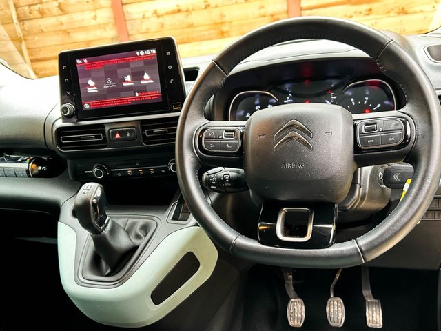 View our CITROEN BERLINGO