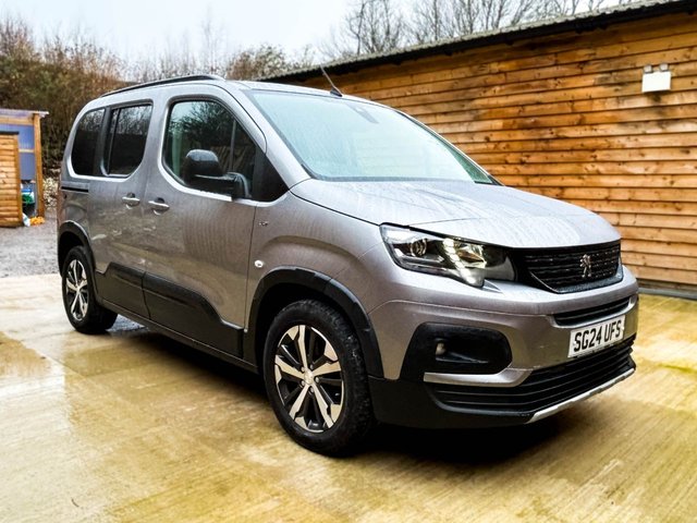 View our PEUGEOT RIFTER