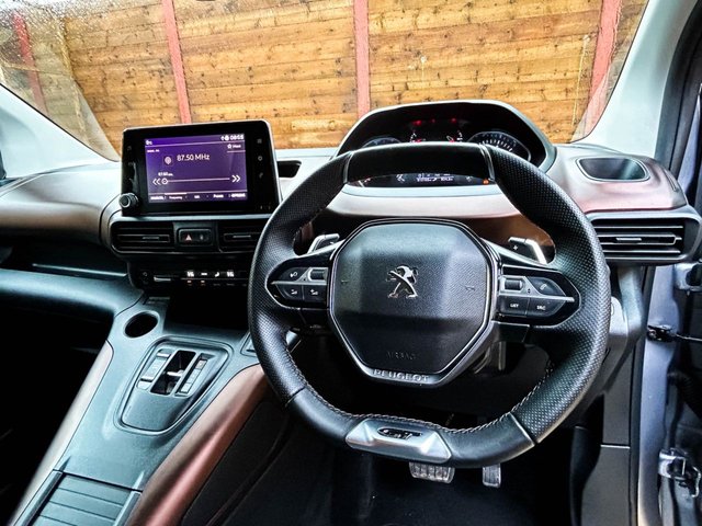 View our PEUGEOT RIFTER