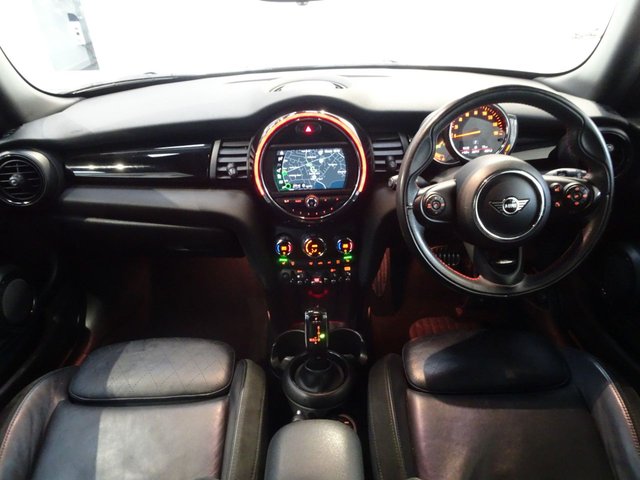 2019 MINI HATCH 1.5 Cooper Sport Hatchback 3dr Petrol Steptronic Euro 6 (s/s) (136 ps) - Photo 2