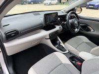 USED 2021 TOYOTA YARIS 1.5 VVT-h Excel Hatchback 5dr Petrol Hybrid E-CVT Euro 6 (s/s) (116 ps) TOYOTA SERVICE HISTORY 2 KEYS