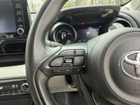 USED 2021 TOYOTA YARIS 1.5 VVT-h Excel Hatchback 5dr Petrol Hybrid E-CVT Euro 6 (s/s) (116 ps) TOYOTA SERVICE HISTORY 2 KEYS