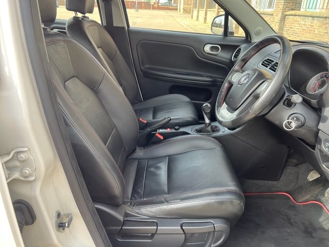 2016 MG MG3 2016 1.5 VTi-TECH 3Style Hatchback 5dr Petrol Manual Euro 6 (s/s) (106 ps) - Photo 9