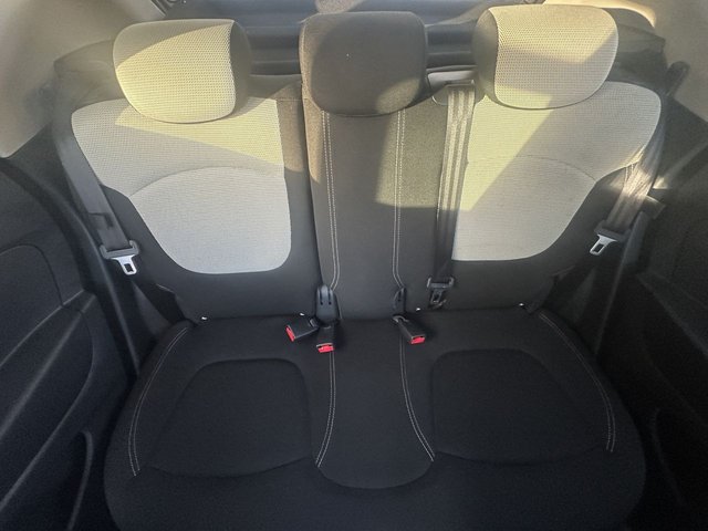 2019 RENAULT CAPTUR - Photo 10