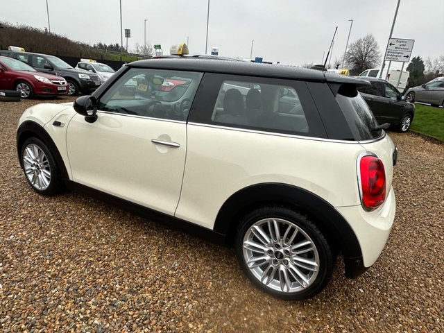 2016 MINI Hatch 1.5L Cooper 3dr - Photo 11