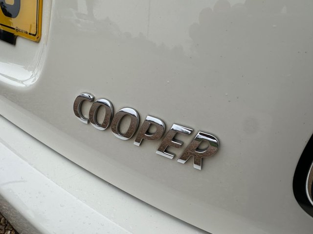 2016 MINI Hatch 1.5L Cooper 3dr - Photo 12