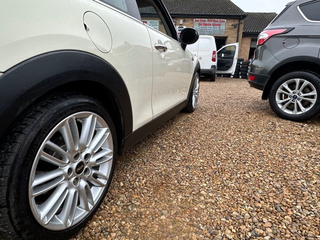 2016 MINI Hatch 1.5L Cooper 3dr - Photo 9