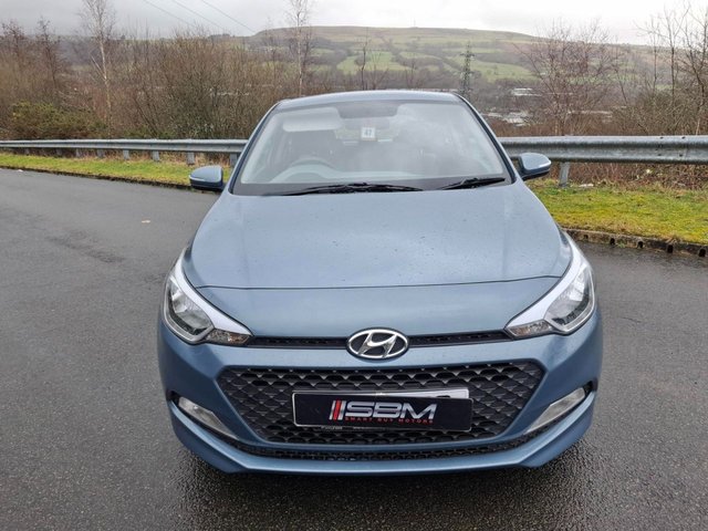 2016 HYUNDAI I20 - Photo 2
