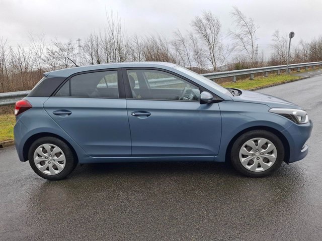 2016 HYUNDAI I20 - Photo 5