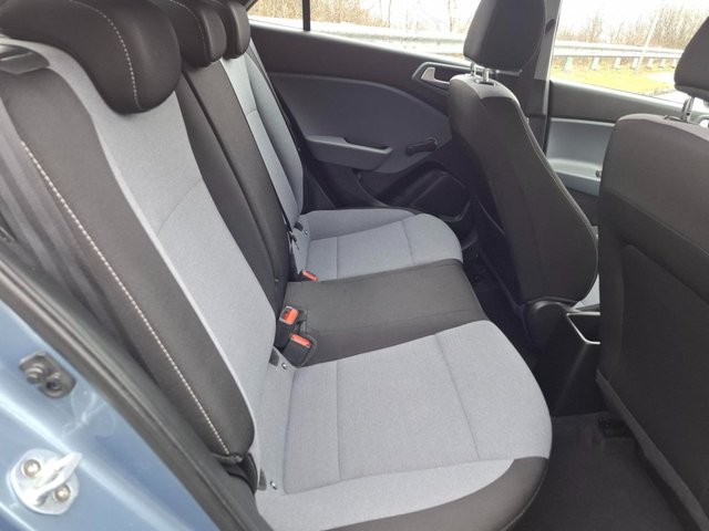 2016 HYUNDAI I20 - Photo 9