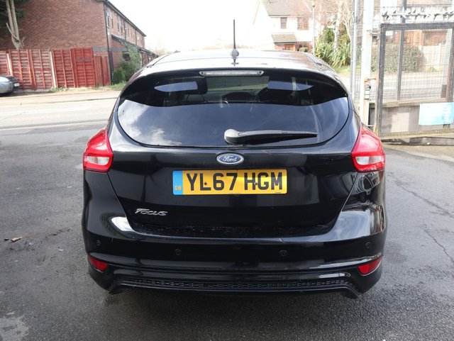 2018 Ford Focus 1L St-Line 5dr - Photo 5