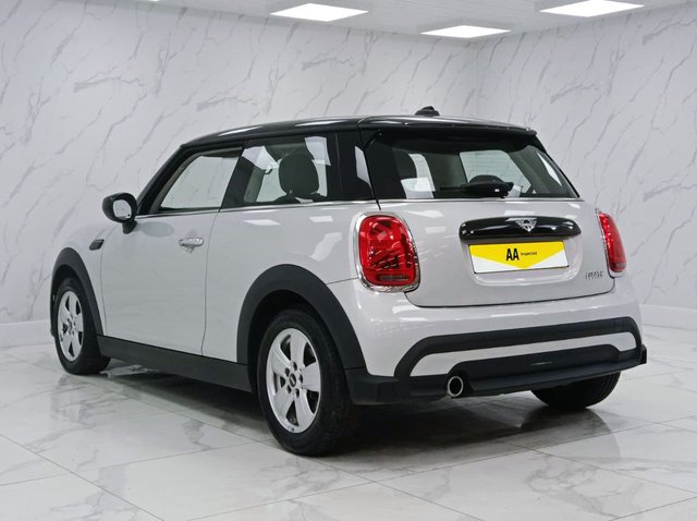 2022 MINI Hatch 1.5L Cooper Classic 3dr - Photo 9