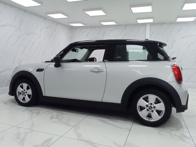 2022 MINI Hatch 1.5L Cooper Classic 3dr - Photo 8