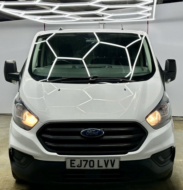 2020 Ford Transit Custom 2L Leader 5dr - Photo 4