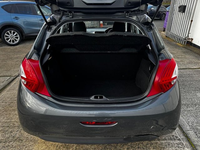 2014 Peugeot 208 1.4L Access+ 5dr - Photo 6