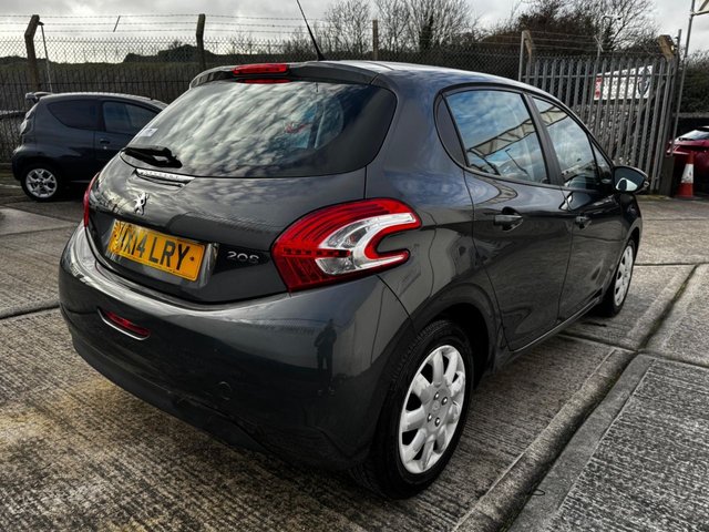 2014 Peugeot 208 1.4L Access+ 5dr - Photo 9