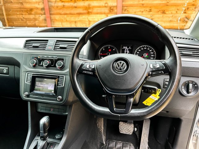 2018 VOLKSWAGEN CADDY MAXI LIFE - Photo 2
