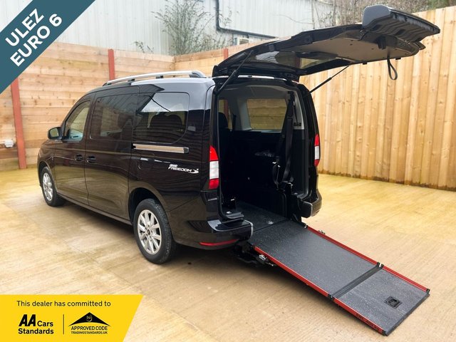 2023 Ford Grand Tourneo Connect