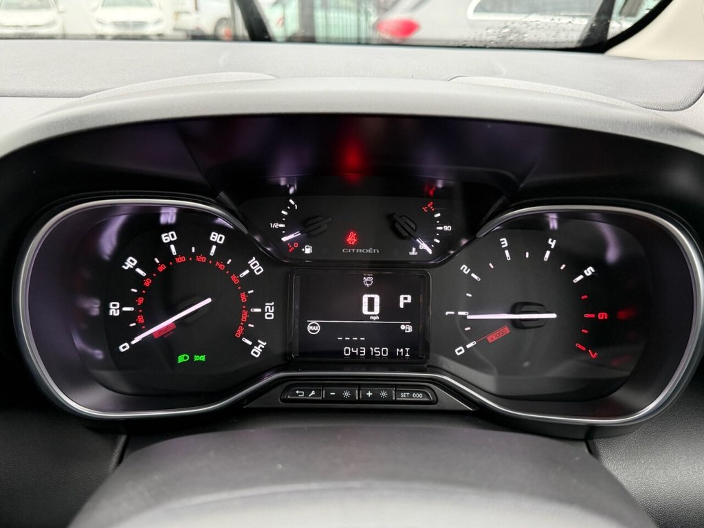 USED 2022 22 CITROEN C3 AIRCROSS 1.2 PureTech Shine SUV 5dr Petrol EAT6 Euro 6 (s/s) (130 ps) AUTOMATIC & GREAT SPEC