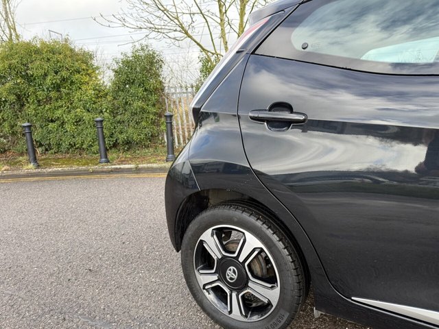 2015 Toyota Aygo 1L X-Clusiv 5dr - Photo 10
