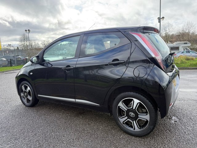 2015 Toyota Aygo 1L X-Clusiv 5dr - Photo 11