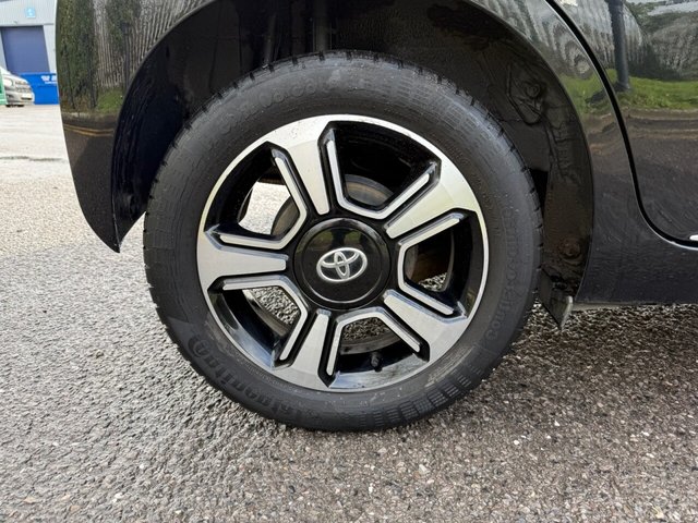 2015 Toyota Aygo 1L X-Clusiv 5dr - Photo 12