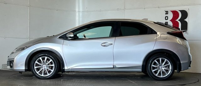 2016 Honda Civic 1.6L Sr 5dr - Photo 6