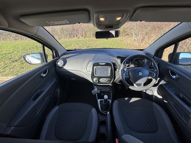 2017 RENAULT CAPTUR - Photo 9