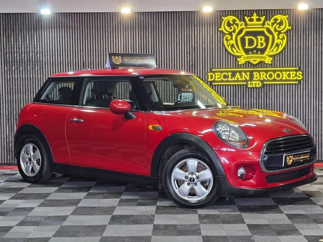 2017 MINI HATCH