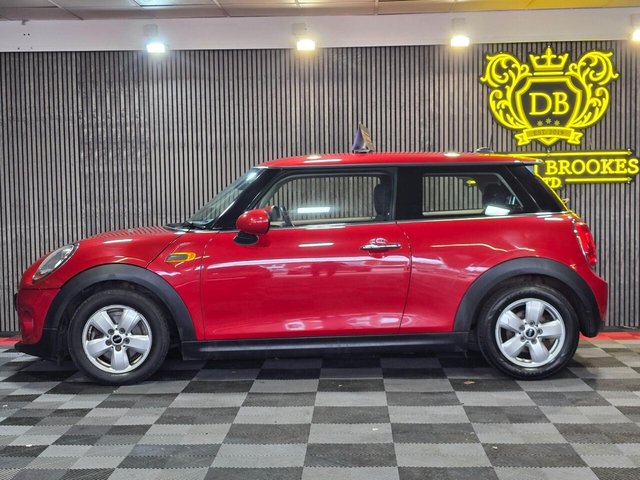 2017 MINI HATCH 1.5 Cooper Euro 6 (s/s) 3dr - Photo 6