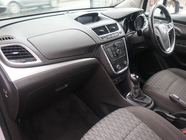 2015 Vauxhall Mokka 1.6L Exclusiv 5dr - Photo 11
