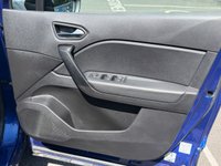 USED 2020 70 RENAULT CAPTUR 1.5 Blue dCi Iconic SUV 5dr Diesel Manual Euro 6 (s/s) (95 ps) 