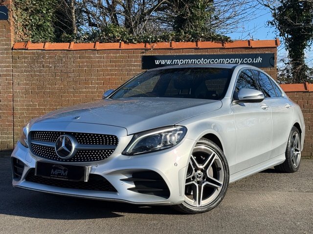 2020 MERCEDES-BENZ C-CLASS 1.6 C200d AMG Line Edition (Premium) Saloon 4dr Diesel G-Tronic+ Euro 6 (s/s) (160 ps) - Photo 2