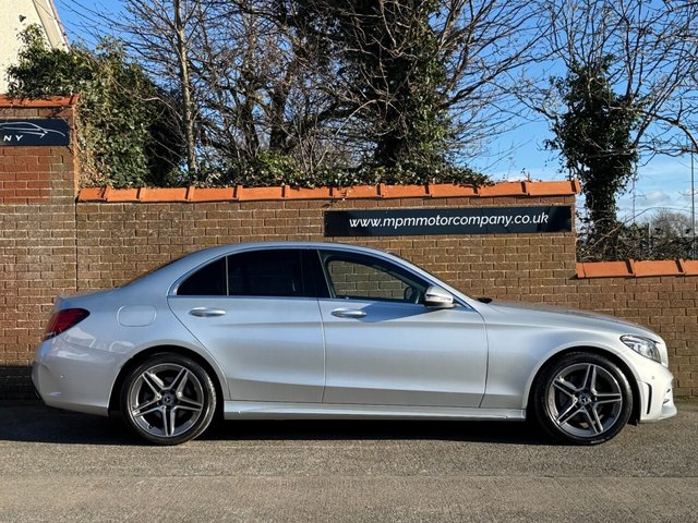2020 MERCEDES-BENZ C-CLASS 1.6 C200d AMG Line Edition (Premium) Saloon 4dr Diesel G-Tronic+ Euro 6 (s/s) (160 ps) - Photo 3