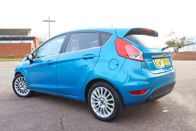 2014 FORD FIESTA - Photo 3