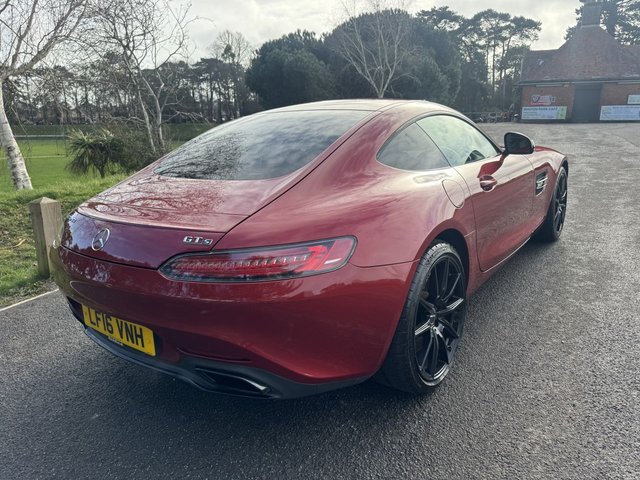 2016 Mercedes-Benz AMG GT - Photo 4