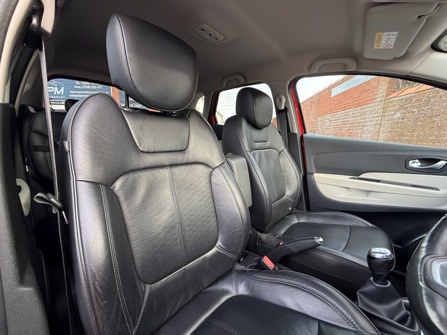 2018 RENAULT CAPTUR 0.9 TCe ENERGY GT Line SUV 5dr Petrol Manual Euro 6 (s/s) (90 ps) - Photo 10