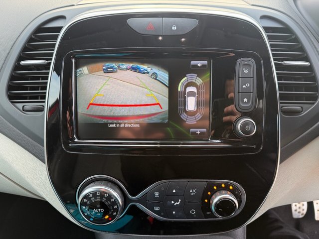 2018 RENAULT CAPTUR 0.9 TCe ENERGY GT Line SUV 5dr Petrol Manual Euro 6 (s/s) (90 ps) - Photo 11