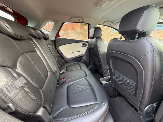 2018 RENAULT CAPTUR 0.9 TCe ENERGY GT Line SUV 5dr Petrol Manual Euro 6 (s/s) (90 ps) - Photo 12