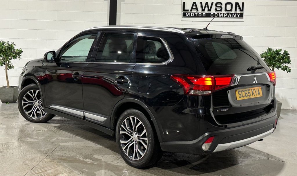 USED 2015 65 MITSUBISHI OUTLANDER 2.2 DI-D GX3 SUV 5dr Diesel Manual 4WD Euro 6 (s/s) (147 ps) 