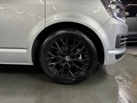 USED 2016 16 VOLKSWAGEN TRANSPORTER 2.0 TDI T28 BlueMotion Big Wave 4 Berth Campervan 2016 VW TRANSPORTER 2.0 TDI BIG WAVE 4 BERTH POP TOP CAMPERVAN - COMPREHENSIVE VW S/H INCL CLUTCH AND BELTS - 1 PREVIOUS KEEPER - ROCK ROLL BED - TV - HEATER - HOB - FRIDGE - TOILET
