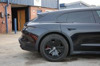 USED 2022 72 PORSCHE TAYCAN Performance Plus 93.4kWh 4S Cross Turismo 5dr Electric Auto 4WD (11kW Charger) (571 ps) BLACK PACK