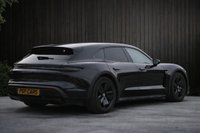 USED 2022 72 PORSCHE TAYCAN Performance Plus 93.4kWh 4S Cross Turismo 5dr Electric Auto 4WD (11kW Charger) (571 ps) BLACK PACK