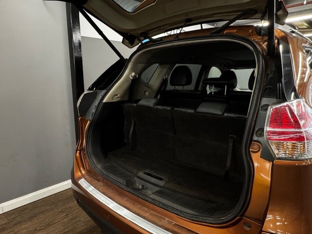 2017 NISSAN X-TRAIL 2017 1.6 dCi Tekna SUV 5dr Diesel Manual 4WD Euro 6 (s/s) (130 ps) - Photo 9