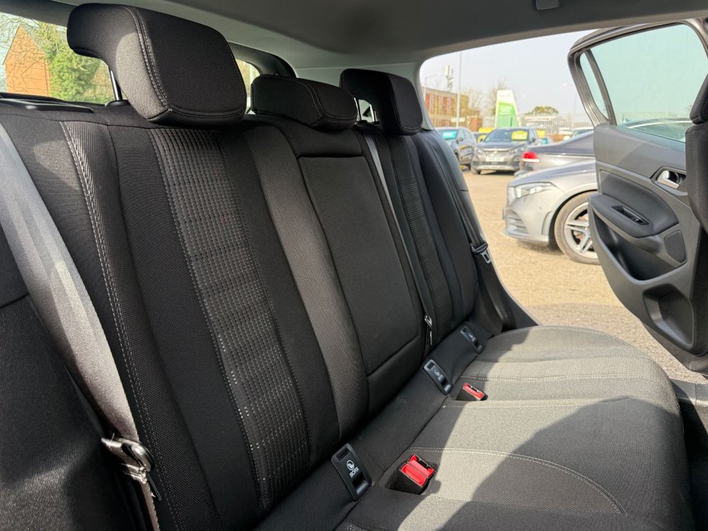 USED 2017 PEUGEOT 308 1.2 PureTech Allure Hatchback 5dr Petrol EAT Euro 6 (s/s) (130 ps) 2 keys